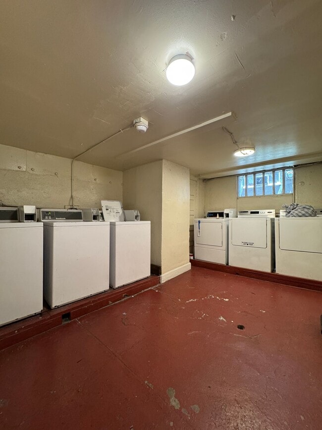 Building Photo - 447 S Rampart Blvd