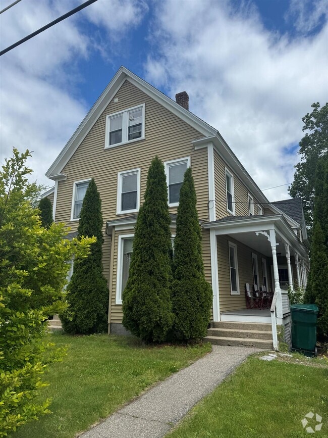 Building Photo - 97 Knight St