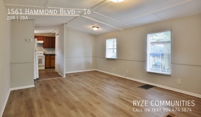 Foto del edificio - 1561 Hammond Blvd