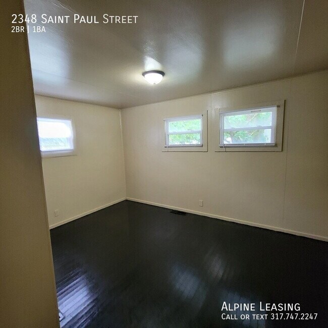 Foto del edificio - 2348 St Paul St