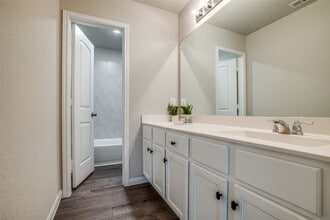 Building Photo - 3649 Cub Dr