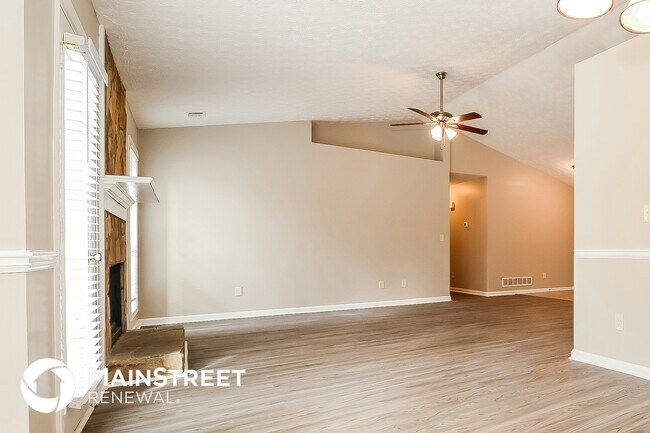 Foto del edificio - 5791 Mistyview Dr