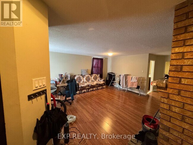 Photo du bâtiment - 72 Barrette St