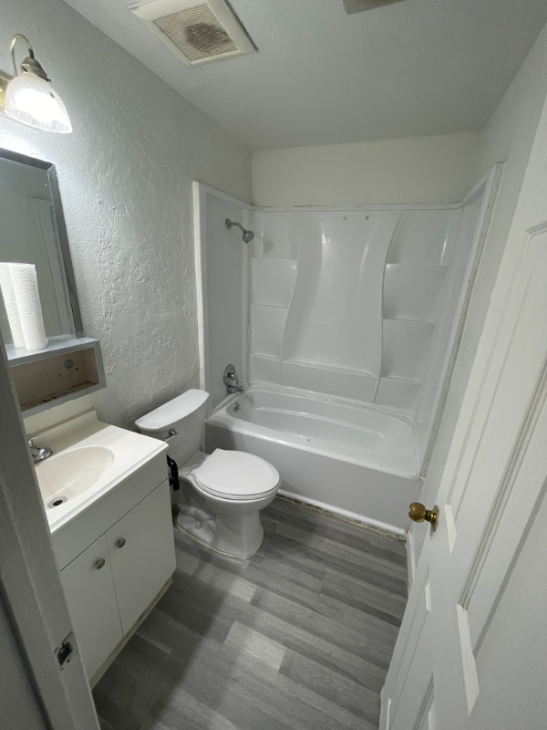 Building Photo - 813 S Roosevelt St