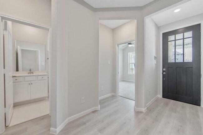 Building Photo - 12714 Bottomland Forest Trl