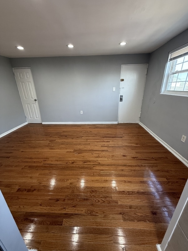 Foto del edificio - 4132 Longshore Ave