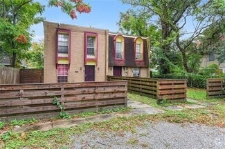 Building Photo - 2450 Copernicus St