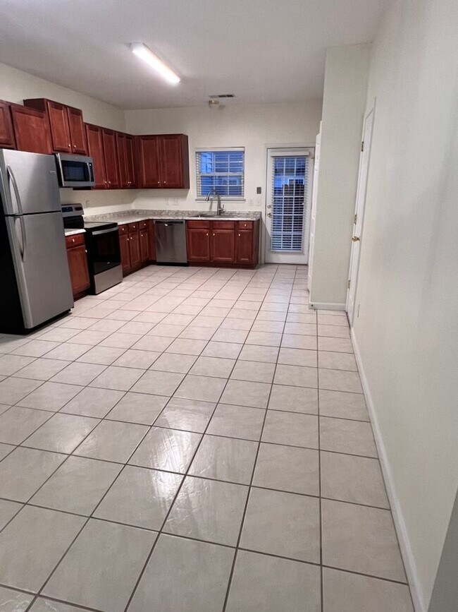 Foto del edificio - Hardison Hills 1 Level condo