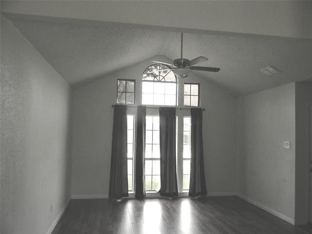 Foto del edificio - 11803 Avery Ln