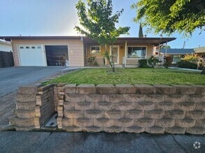 Building Photo - 2248 Cunningham Dr