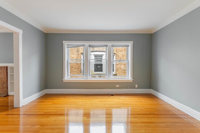 Building Photo - 4927 W Cuyler Ave
