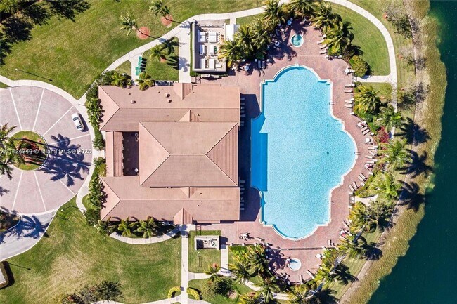 Foto del edificio - 8879 SW 227th Terrace