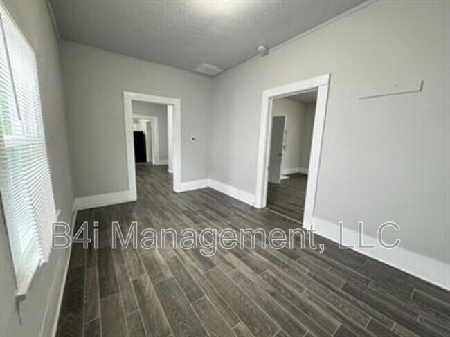 Foto del edificio - 173 Ward St