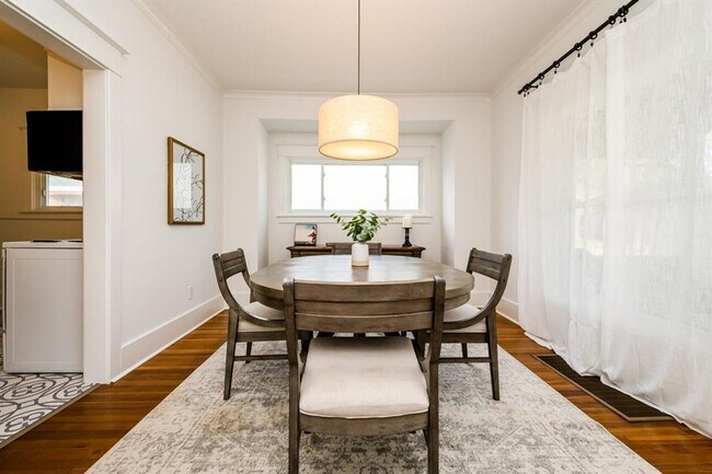 Foto del edificio - Charming 2 Bedroom