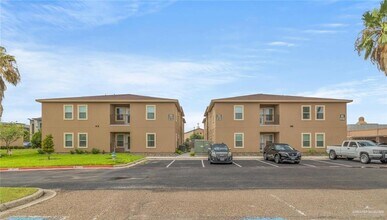 Building Photo - 8 Redbud E Ave