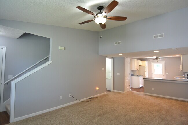 Foto del edificio - 1900 Salter Pl