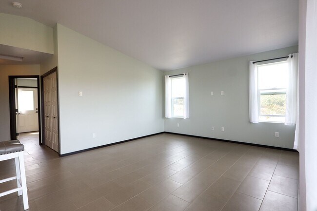 Foto del edificio - 1235 Channel Ave SW