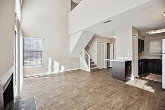 Building Photo - VERT at Six Forks