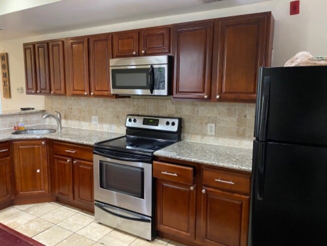 Foto del edificio - 1624 N 16th St
