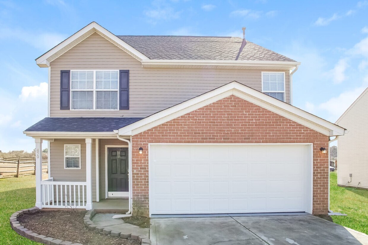 429 Glencroft Dr House Rental in Wingate, NC