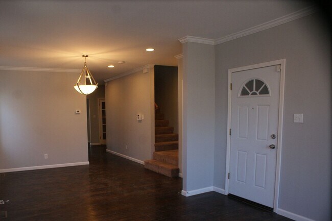 Foto del edificio - 4158 W Pine Blvd