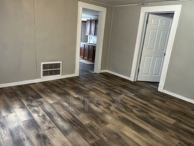 Foto del edificio - 1401 N Grand St