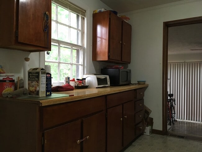 Foto del edificio - 325 Charles St