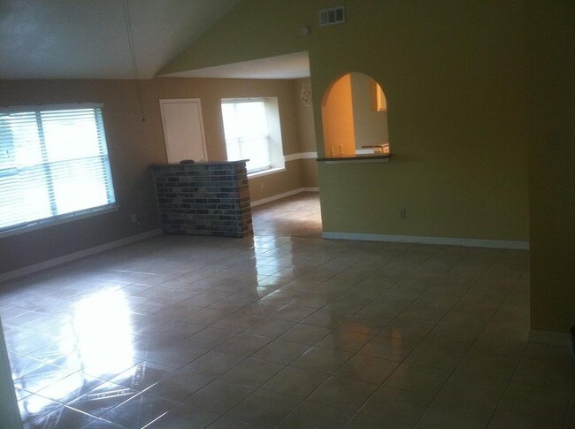 Building Photo - 20431 Jasperwood Ln