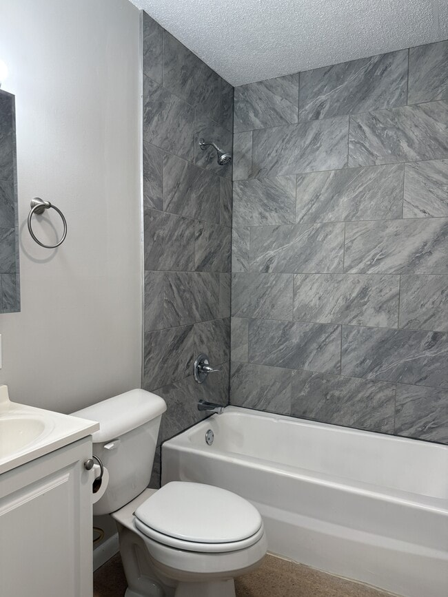 Building Photo - 5841 Anchor Way