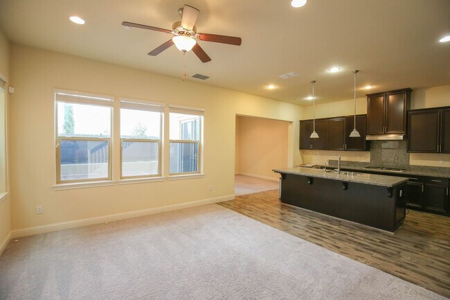 Building Photo - Single Family Home in Gated Community in D...