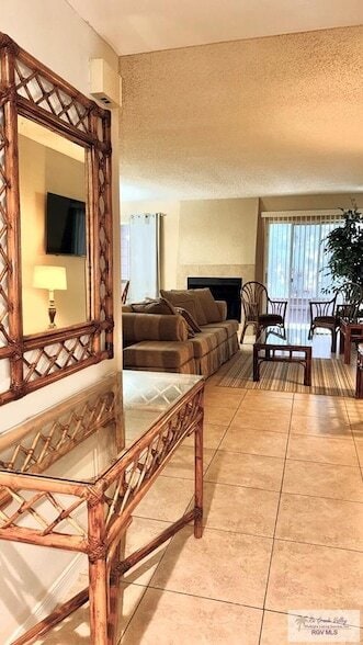 Foto del edificio - 4601 Carmen Ave