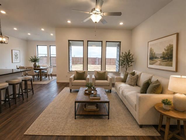 Foto del edificio - 2510 Lovegrass Ln