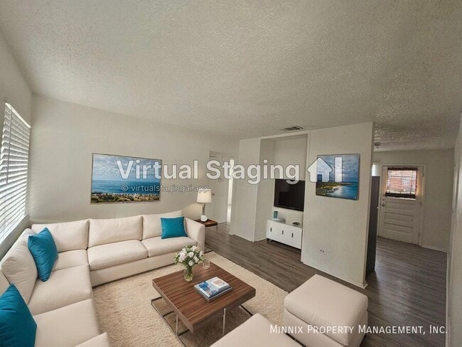 Building Photo - 3221 Storey Ave