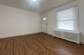 Building Photo - 426 N Robinson St