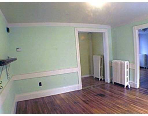 Foto del edificio - 37 Cottage St