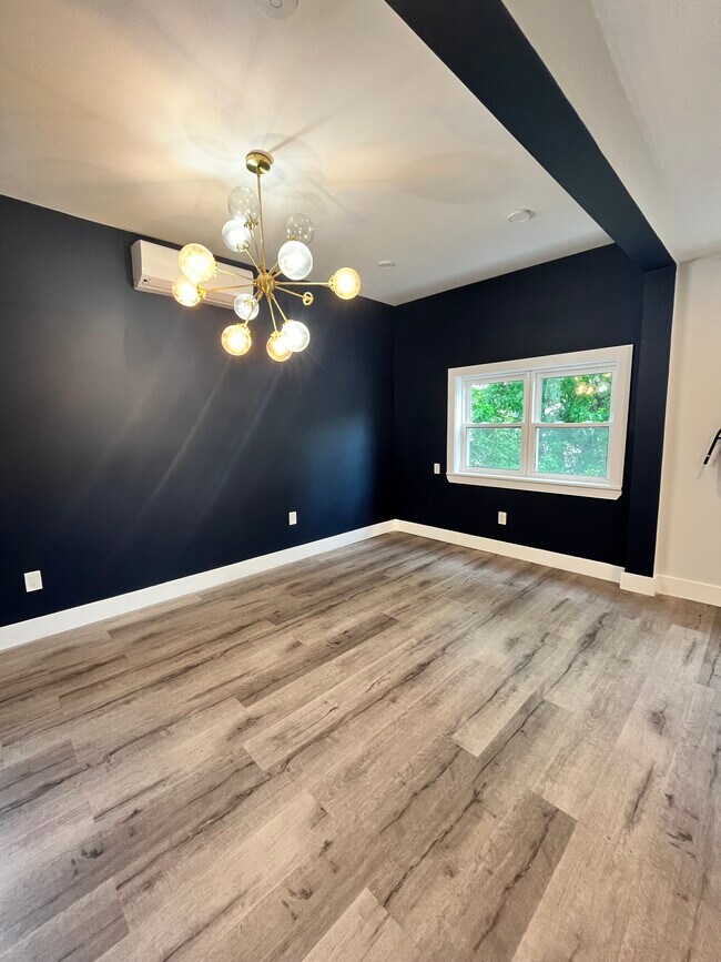 Unit 2 - 28 E 47th St