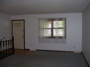 Building Photo - 113 Bellevue St SE