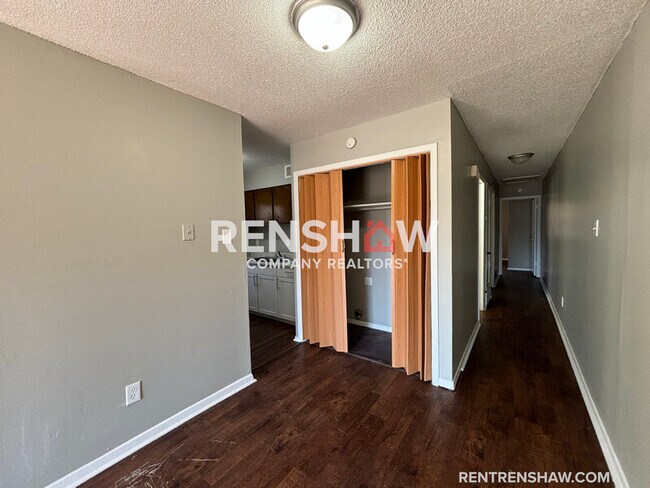 Foto del edificio - 4426 Arnold Cove