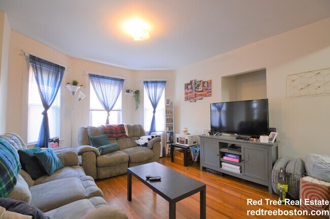 Photo - 505 Washington St Apartment