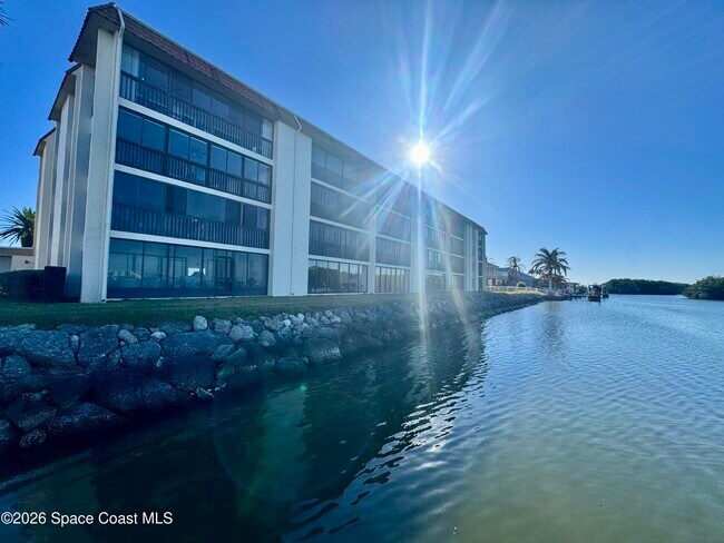 Building Photo - 200 S Banana River Blvd