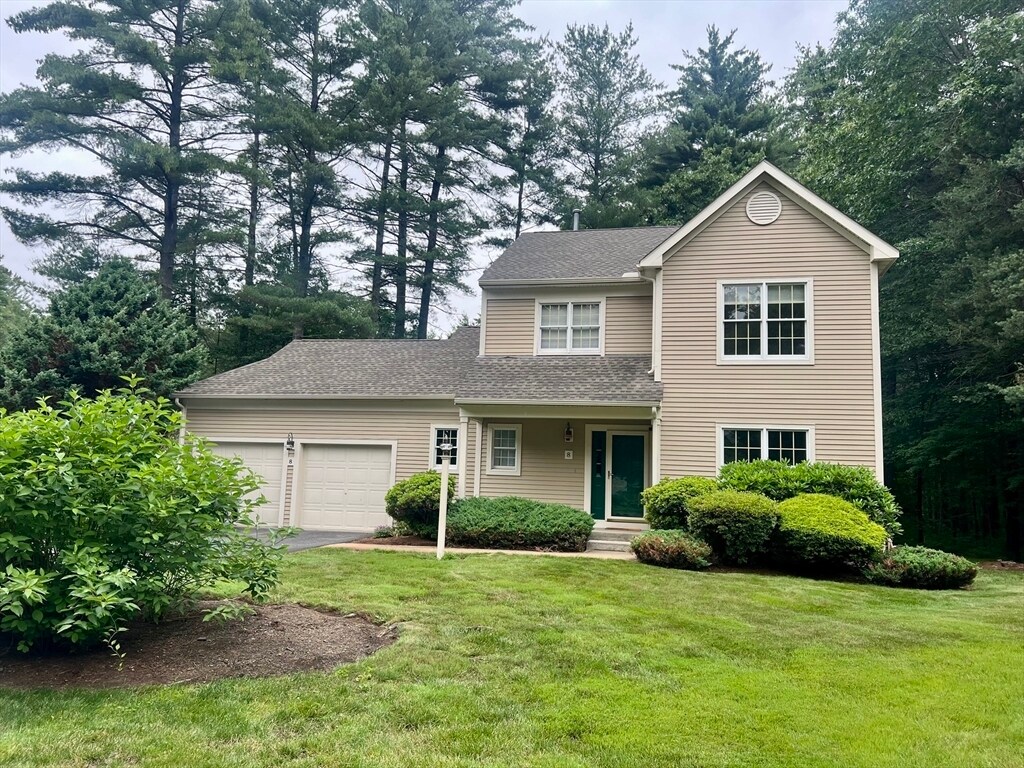 Foto principal - 8 Stonegate Ln
