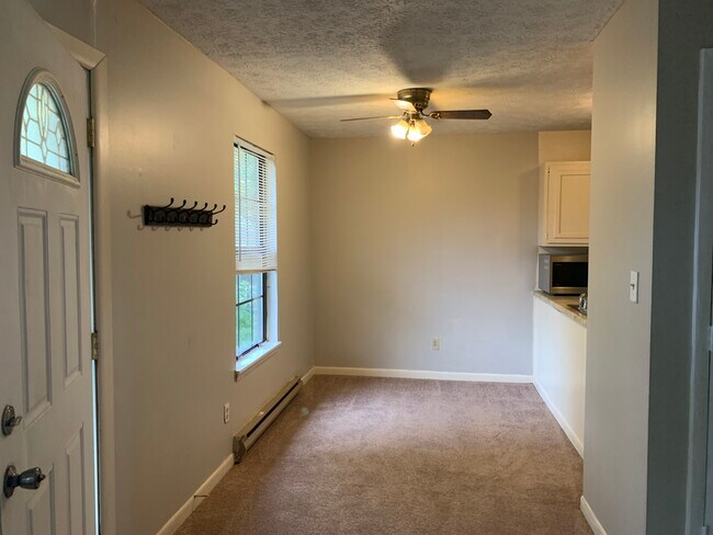 Building Photo - 3717 Appian Way