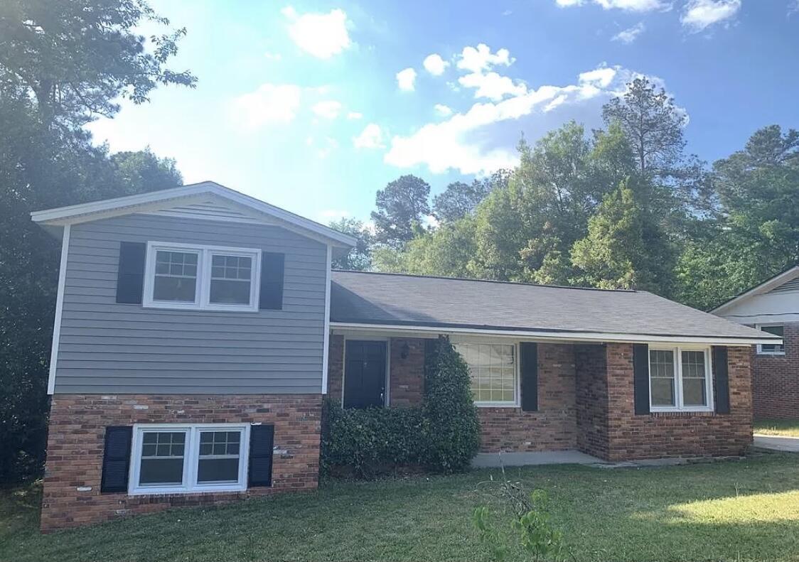 Primary Photo - 2220 Vireo Dr