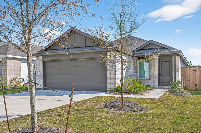 Foto del edificio - 3104 Twisted Myrtle Dr