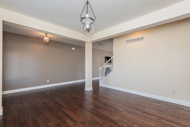 Building Photo - 424 Country Stone Dr