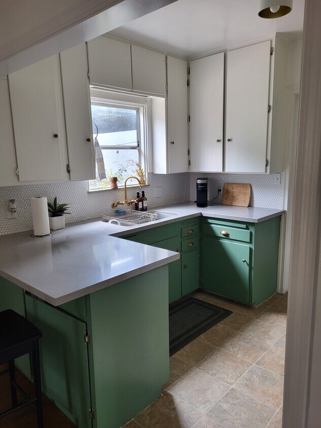 Foto principal - 1307 W Noble Ave