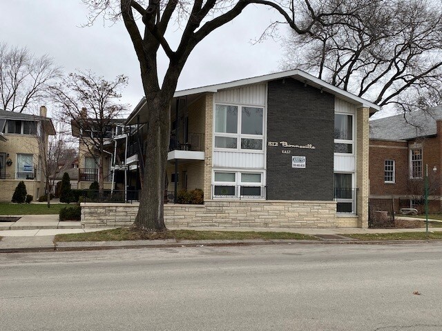 Primary Photo - 512 Harrison St