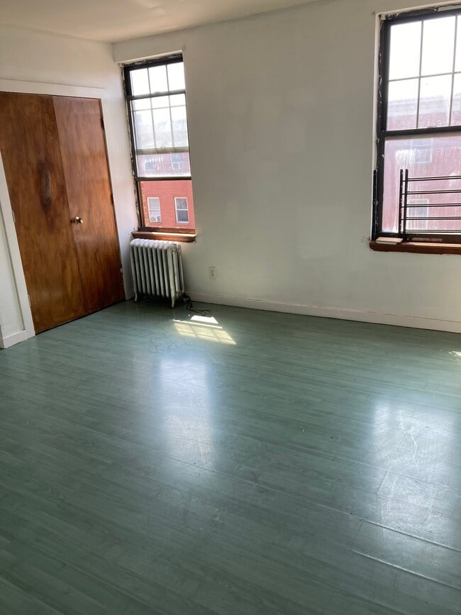 Photo - 2922 Frankford Ave Apartment