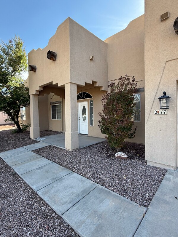 Foto del edificio - 2117 Buena Vista Dr