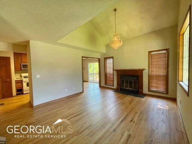 Building Photo - 899 Edgewater Cir